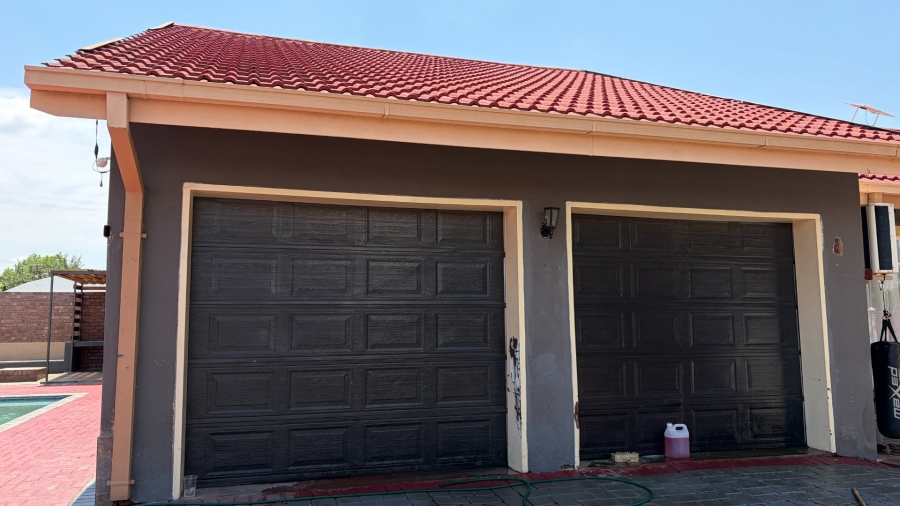 4 Bedroom Property for Sale in Potchefstroom North West
